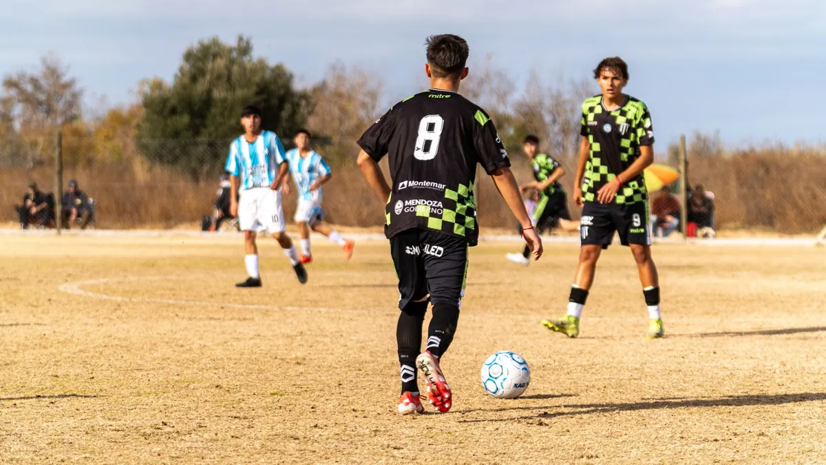 Beginner's Guide to Bluebell Youth Soccer: Registration, Gear, and Game Day Etiquette
